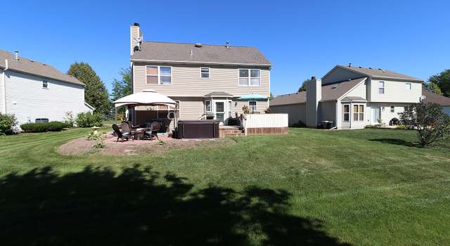 Photo of 1877 Westmore Grove Dr, Plainfield, IL 60586