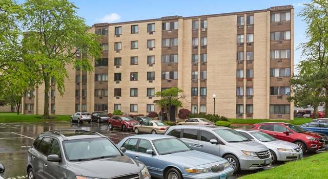 Photo of 9745 S Karlov Ave #608, Oak Lawn, IL 60453