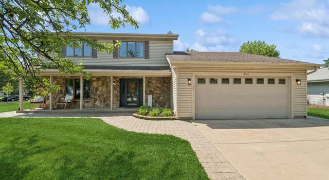 Photo of 2225 W Weathersfield Way, Schaumburg, IL 60193