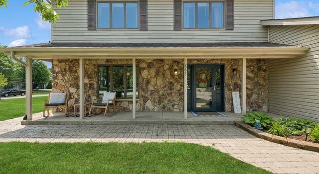 Photo of 2225 W Weathersfield Way, Schaumburg, IL 60193
