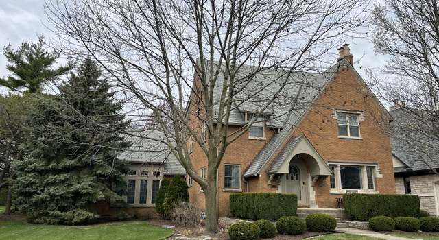 Photo of 182 S Kenmore Ave, Elmhurst, IL 60126