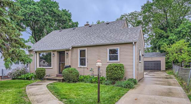 Photo of 539 Cleveland Ave, Elgin, IL 60120