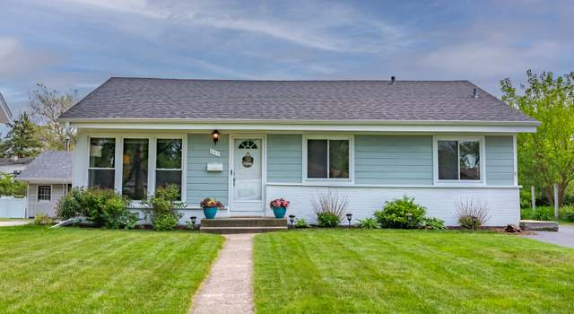 Photo of 641 W Vermont St, Villa Park, IL 60181