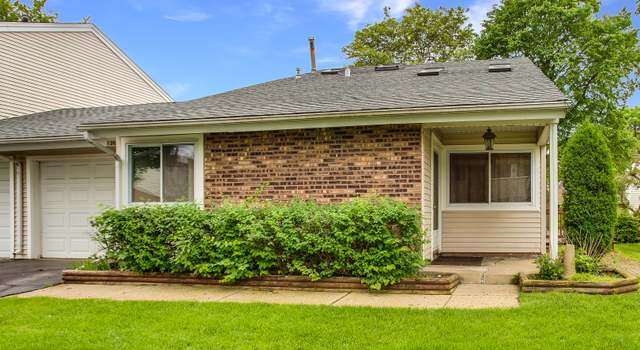 Photo of 1360 N Whispering Springs Cir, Palatine, IL 60074