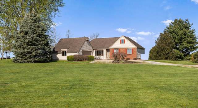 Photo of 2475 County Road 700 Rd E, Dewey, IL 61840
