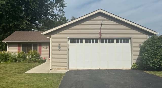 Photo of 815 Arnold Ave, Rockford, IL 61108