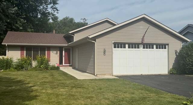 Photo of 815 Arnold Ave, Rockford, IL 61108