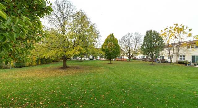 Photo of 6821 Sussex Rd, Tinley Park, IL 60477