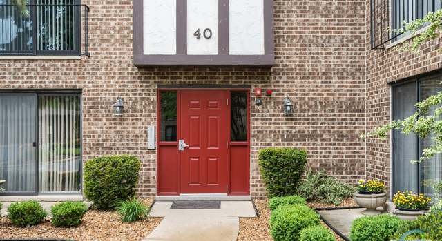 Photo of 40 Harbor Ct #304, Naperville, IL 60565