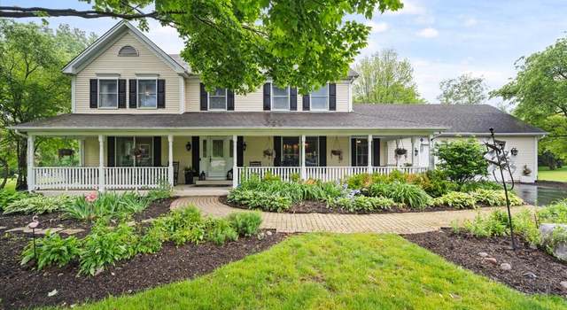 Property at 39W841 Prunetree Ln, St. Charles, IL 60175, 5 beds, 2.5 baths