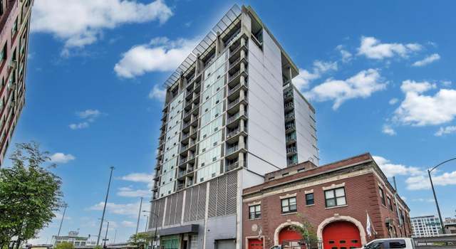Photo of 700 W Van Buren St #1301, Chicago, IL 60607