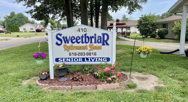 Photo of 410 Sunset Dr, Vandalia, IL 62471