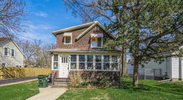 Photo of 418 N Prairie St, Batavia, IL 60510