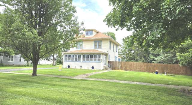 Photo of 407 Steward St, Steward, IL 60553