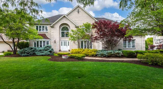 Photo of 3211 Treyburn Rd, Naperville, IL 60564