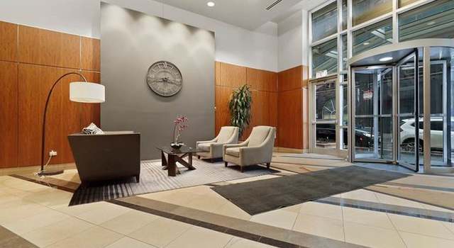 Photo of 125 S Jefferson St #2001, Chicago, IL 60661