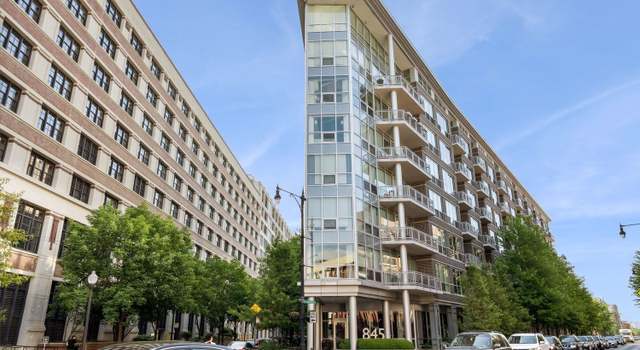 Photo of 845 N Kingsbury St #306, Chicago, IL 60610