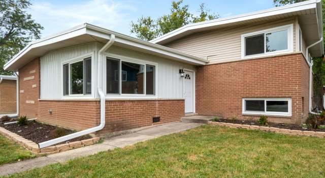 Photo of 331 Sandra Ln, Chicago Heights, IL 60411
