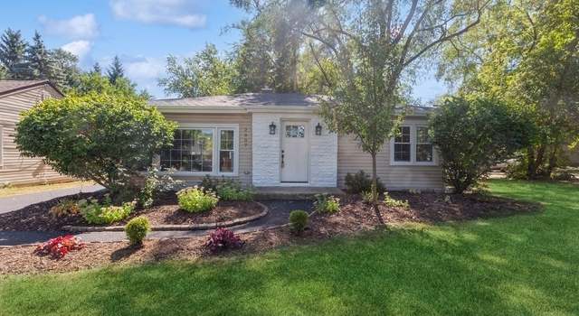 Photo of 2007 Maple Ave, Downers Grove, IL 60515