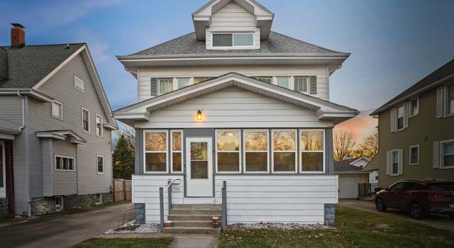 Photo of 1305 S Madison St, Bloomington, IL 61701