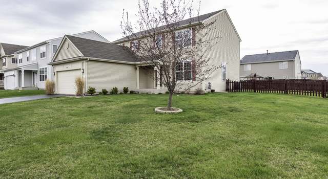 Photo of 39251 Crofton Ln, Beach Park, IL 60083