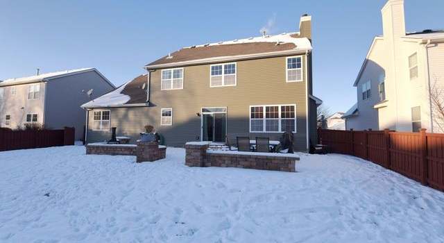 Photo of 302 Bluegrass Pkwy, Oswego, IL 60543