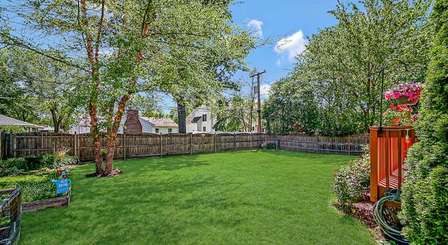 Photo of 616 Parkway Dr, Wheaton, IL 60187