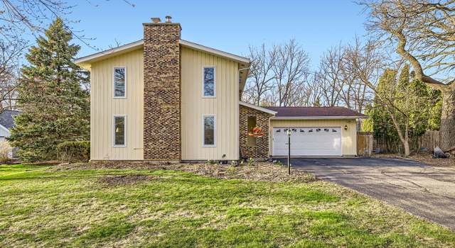 Photo of 6312 Walkup Ln, Crystal Lake, IL 60012