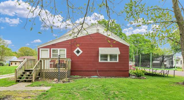 Photo of 534 S Wood St, Gibson City, IL 60936