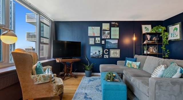 Photo of 4250 N Marine Dr #2025, Chicago, IL 60613