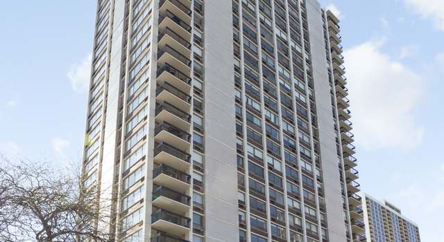 Photo of 1455 N Sandburg Ter #2708, Chicago, IL 60610