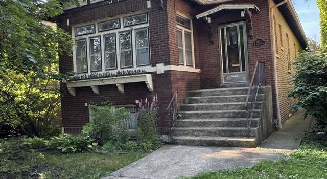 Photo of 2925 W Eastwood Ave, Chicago, IL 60525