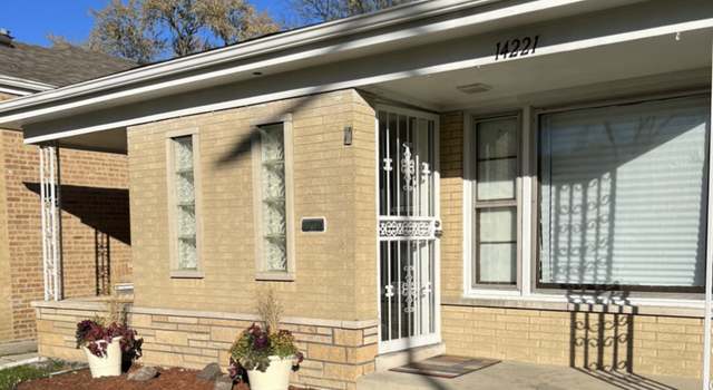 Photo of 14221 S Dearborn St, Riverdale, IL 60827