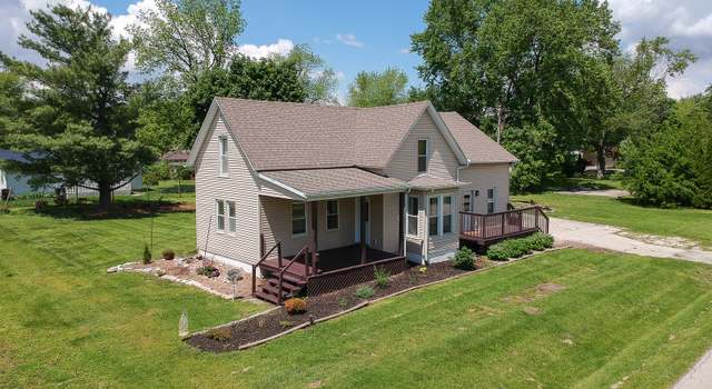 Photo of 800 N Walnut St, Leroy, IL 61752