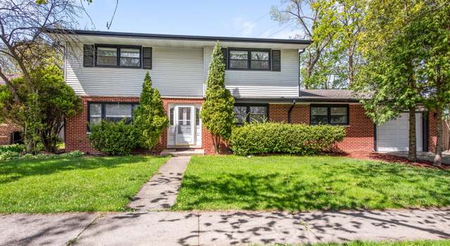 Photo of 320 Park Dr, Northbrook, IL 60062