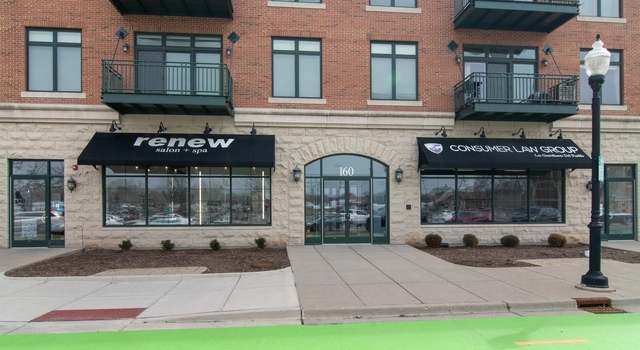 Photo of 160 River St #205, Aurora, IL 60506