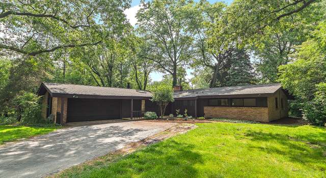 Photo of 71 Graymoor Ln, Olympia Fields, IL 60461