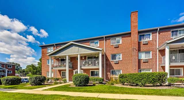 Photo of 6 E Lillian Ave Unit 2C, Arlington Heights, IL 60004