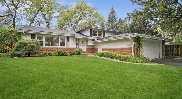 Photo of 660 Lincoln Ave, Lake Bluff, IL 60044