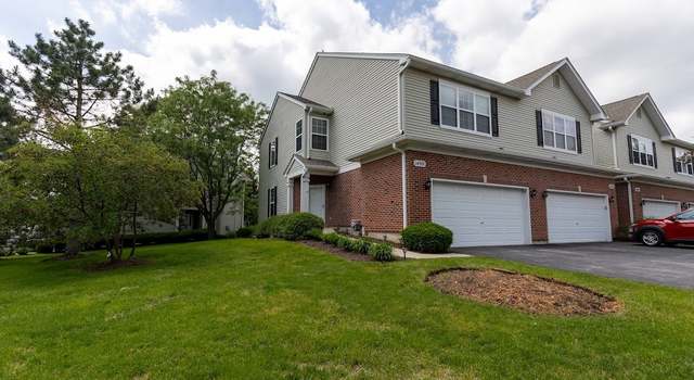 Photo of 1490 Shagbark Dr #1490, Bolingbrook, IL 60490