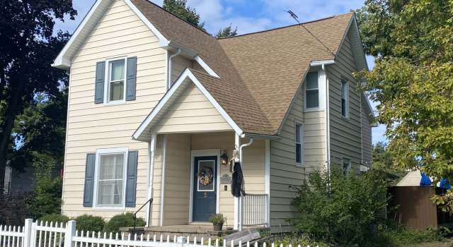 Photo of 371 S Madison St, Oswego, IL 60543
