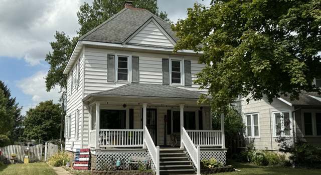 Photo of 283 S Oak St, Herscher, IL 60941