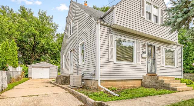 Photo of 812 Jordan Pl, Rockford, IL 61108