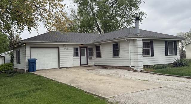 Photo of 101 White Rd, Stanford, IL 61774