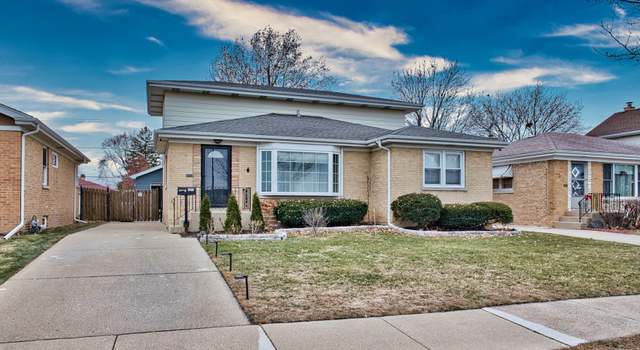 Photo of 8646 N Ozark Ave, Niles, IL 60714