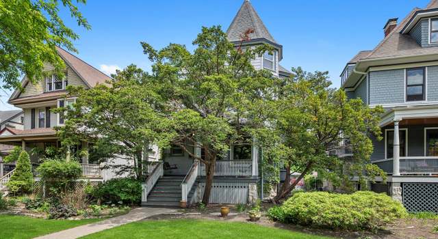 Photo of 204 N Harvey Ave, Oak Park, IL 60302