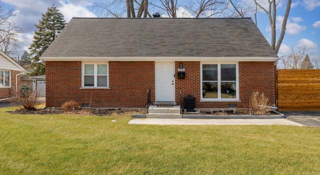 Photo of 8320 Latrobe Ave, Burbank, IL 60459