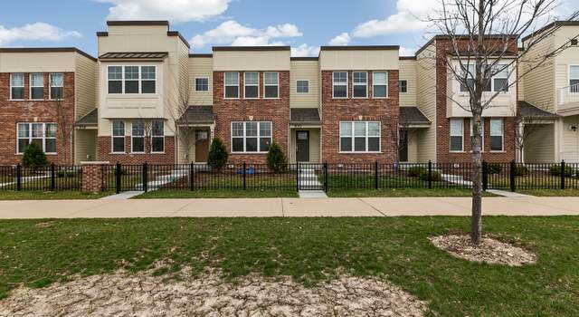 Photo of 930 Station Blvd #806, Aurora, IL 60504