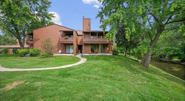 Photo of 1S095 Spring Rd Unit 2B, Oakbrook Terrace, IL 60181