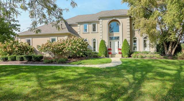 Photo of 6825 Fieldstone Dr, Burr Ridge, IL 60527
